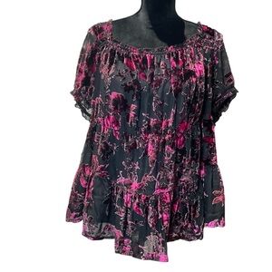 Torrid Black and Pink Floral Puff Sleeve Blouse Size 2